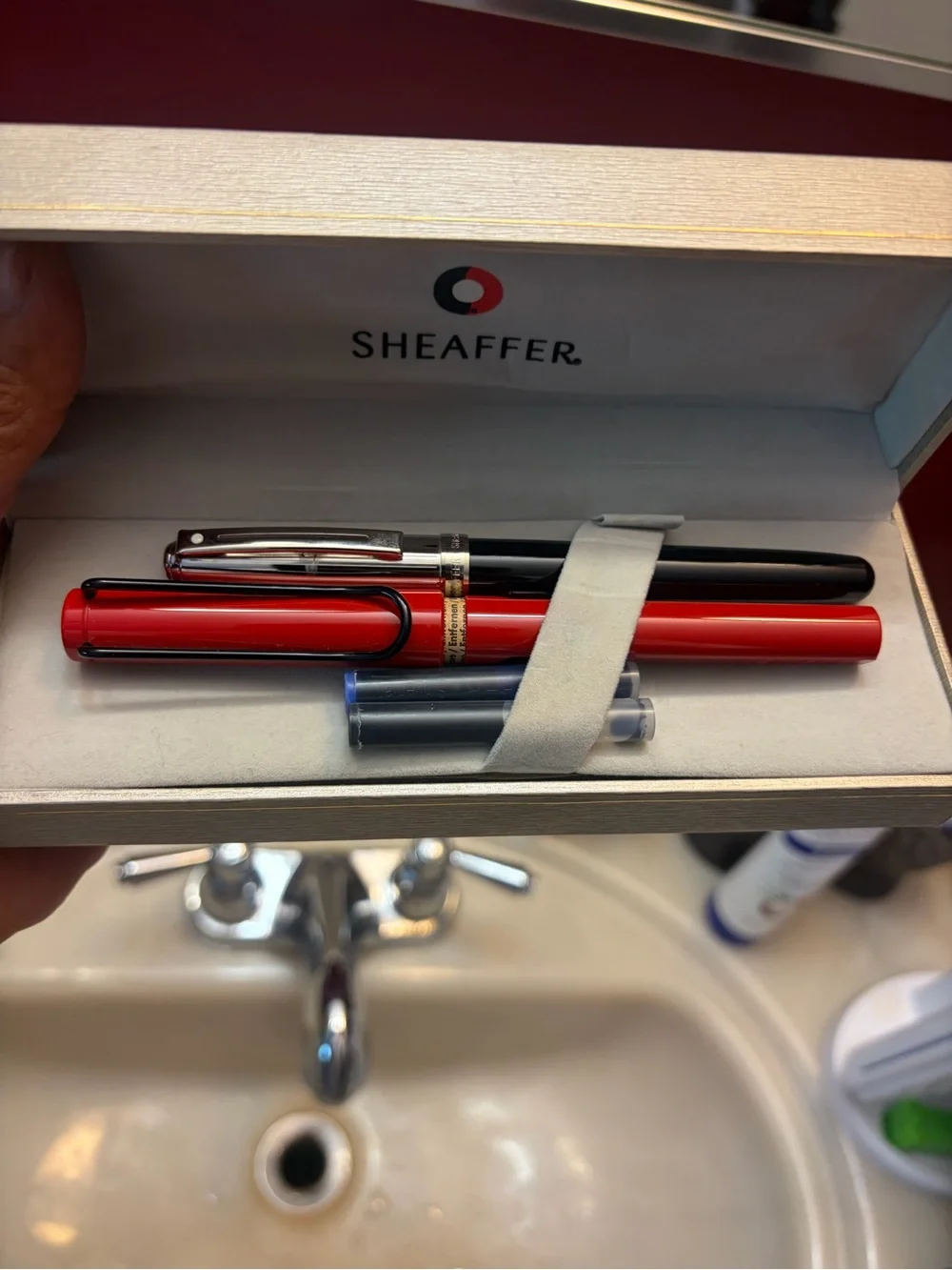 Red and Black Fountain Pen Gift Set with Converter Sheaffer prelude